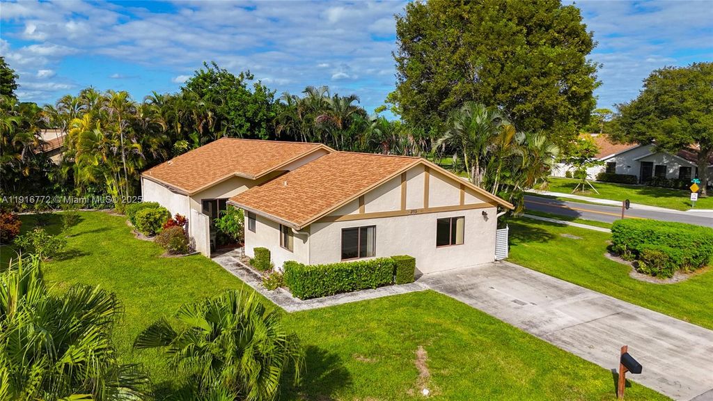 Photo of 3115 NW 12th St, Delray Beach, FL 33445 (MLS # A11916772)