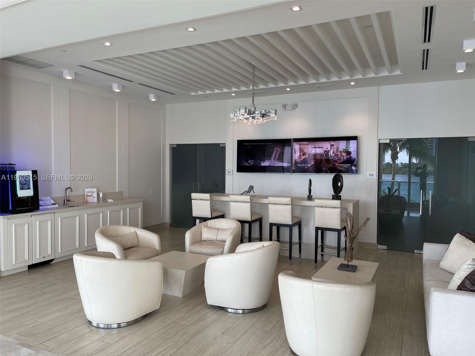 THE PENINSULA CONDO - Residential