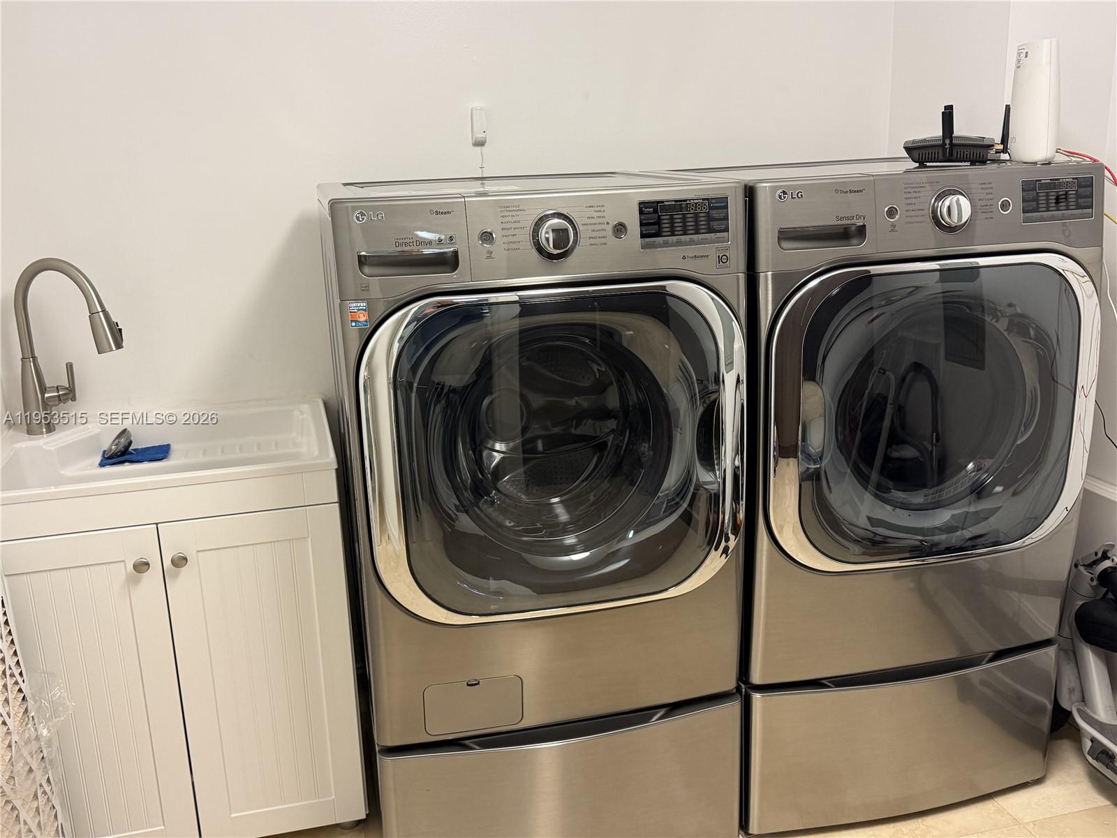 THE PENINSULA CONDO - Residential