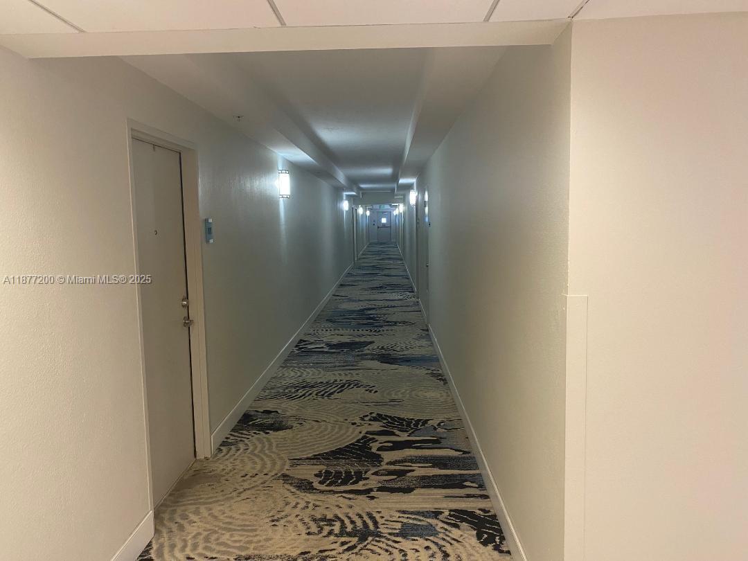 RESIDENCES ON HOLLYWOOD - Residential Lease