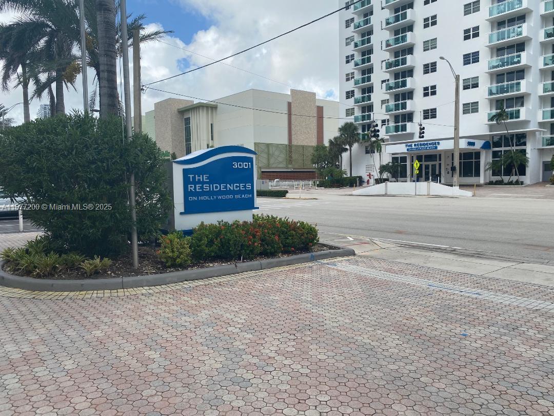 3001 S Ocean Dr 833