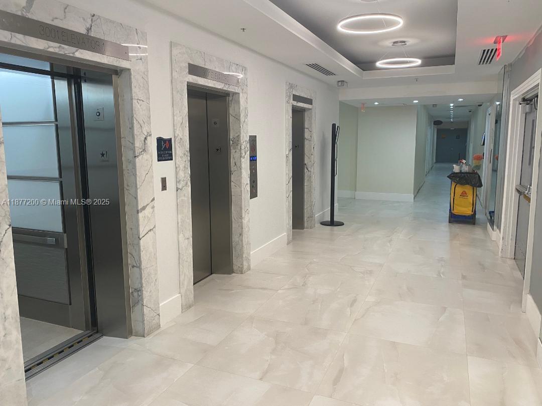 3001 S Ocean Dr 833