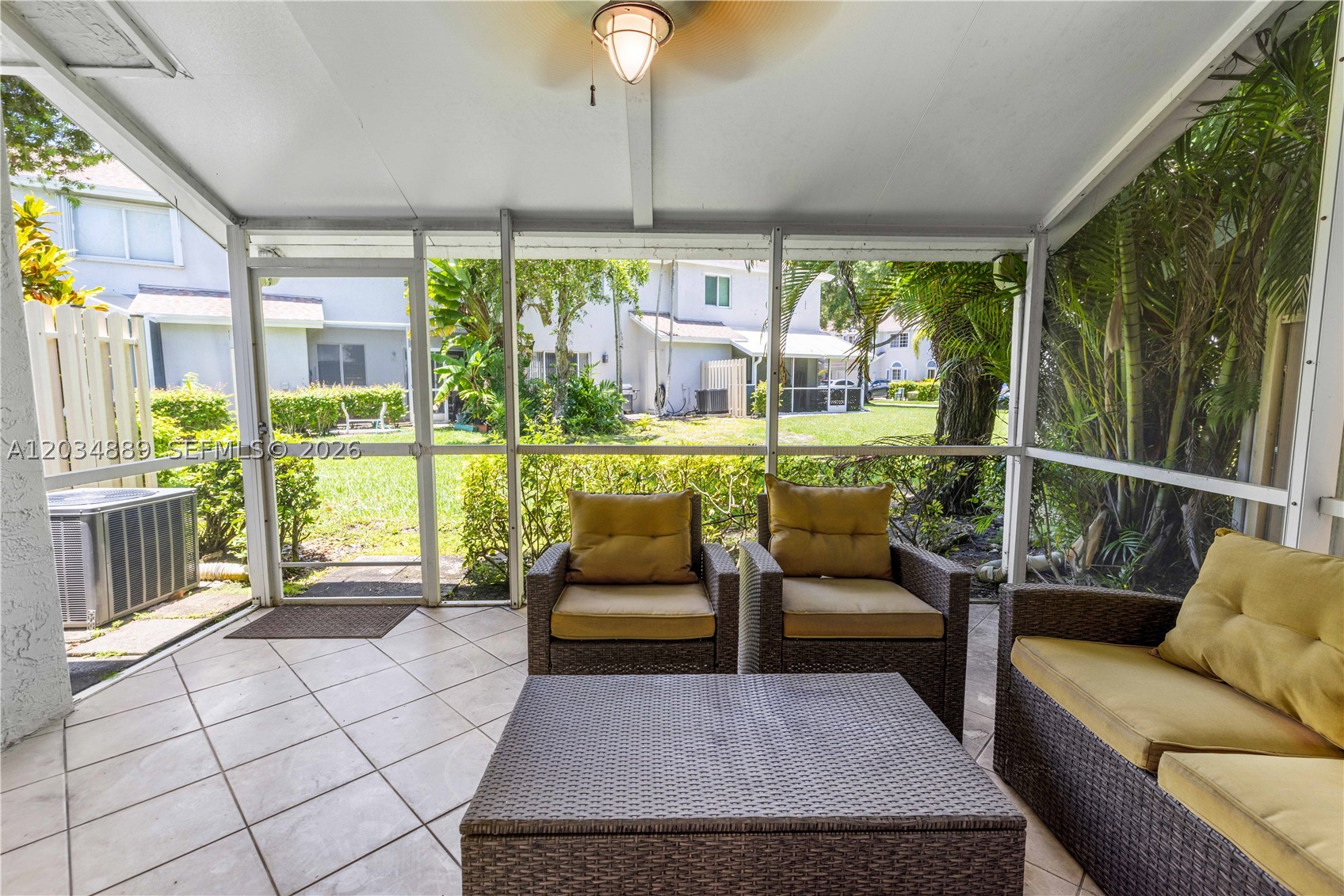 1125 SW 44th Ave