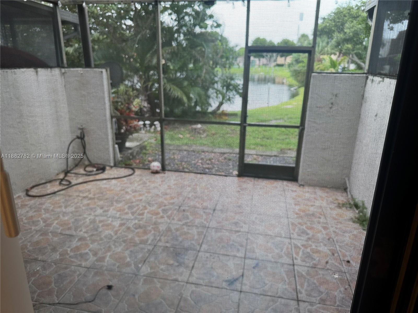 WESTVIEW CONDOMINIUM NO T - Residential Lease