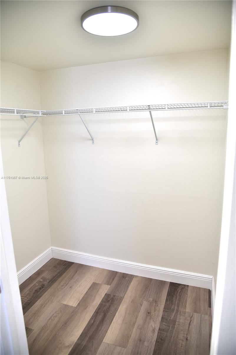 PALMETTO SPRINGS CONDO VI - Residential