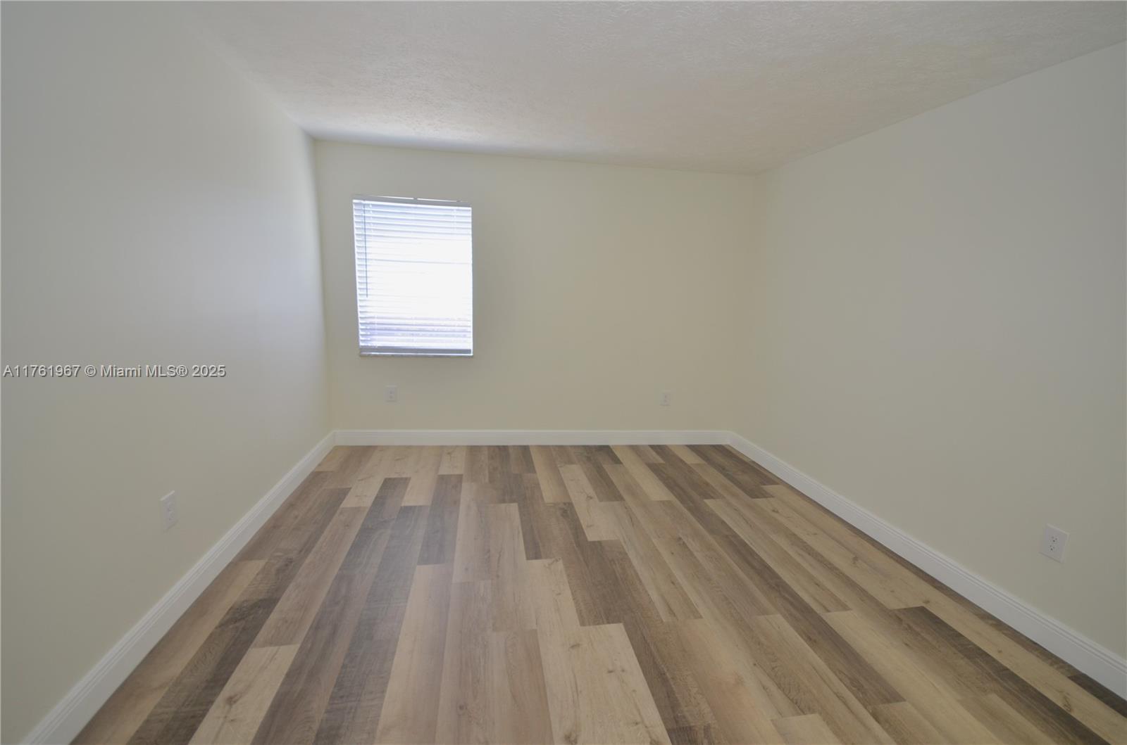 PALMETTO SPRINGS CONDO VI - Residential