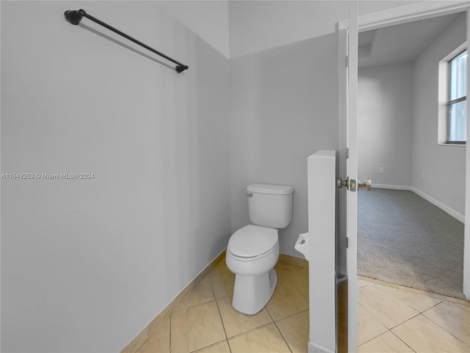 SILVER PALM EAST SEC THRE - Residential
