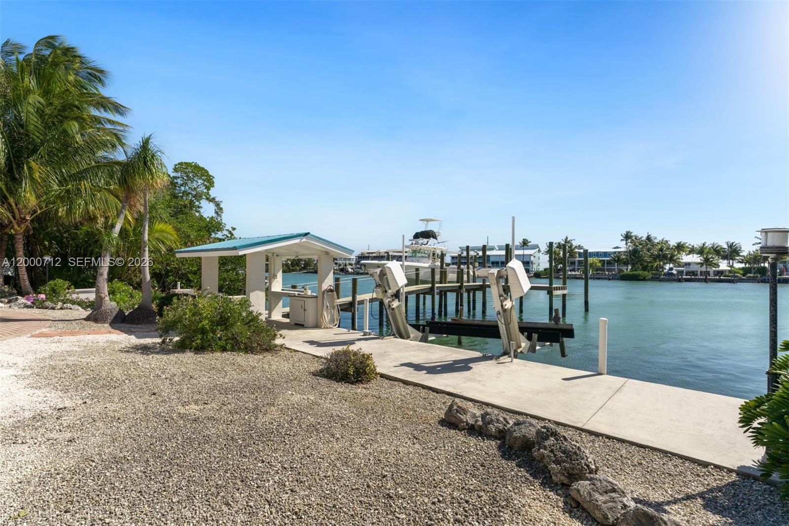 MATECUMBE SANDY BEACH - Residential