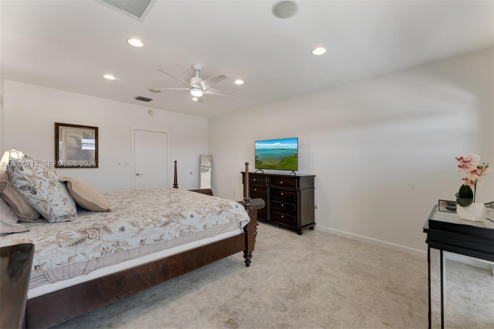 MATECUMBE SANDY BEACH - Residential