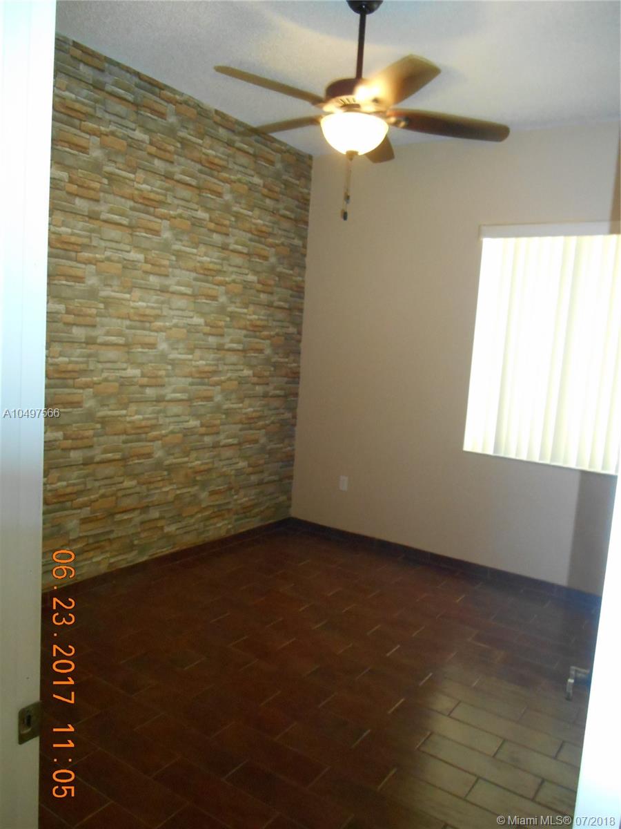 KEYS-GATE NO 1 - Residential Lease