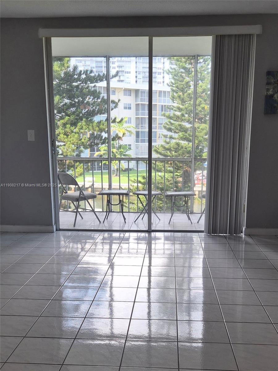 POINT EAST SEC III CONDO - Residential Lease