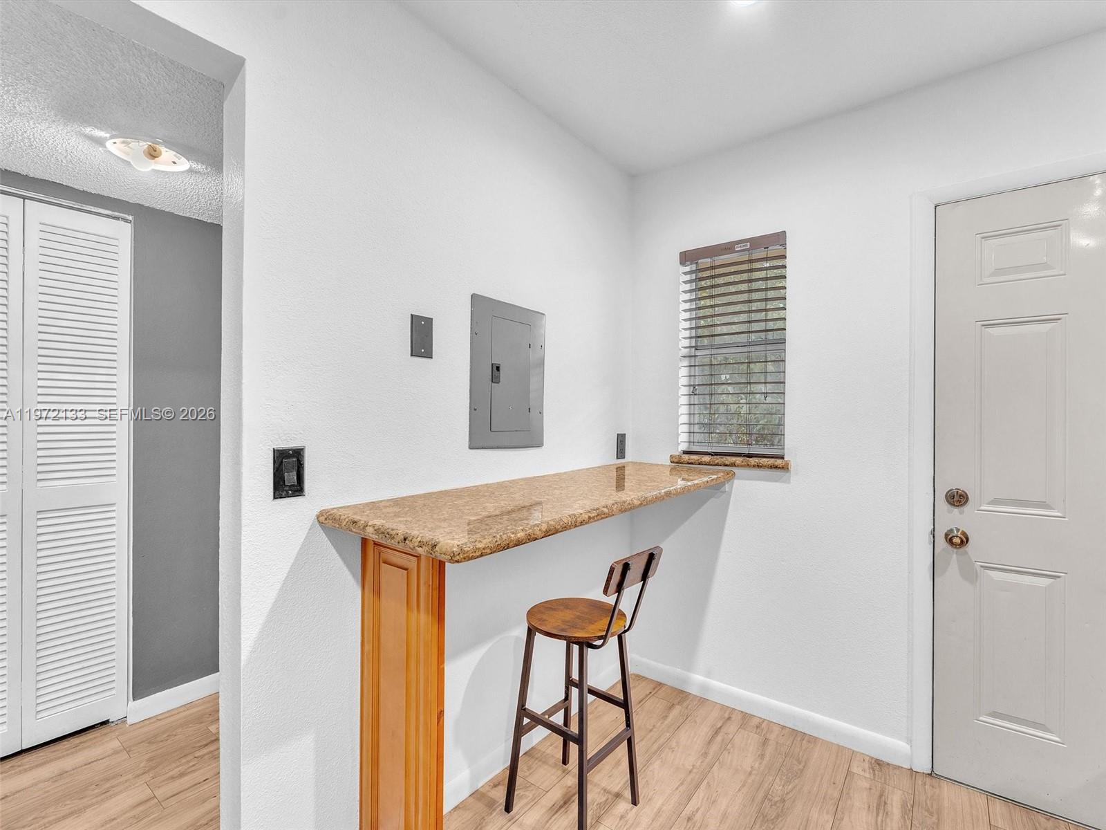 INVERRARY COUNTRY CLUB - Residential Lease