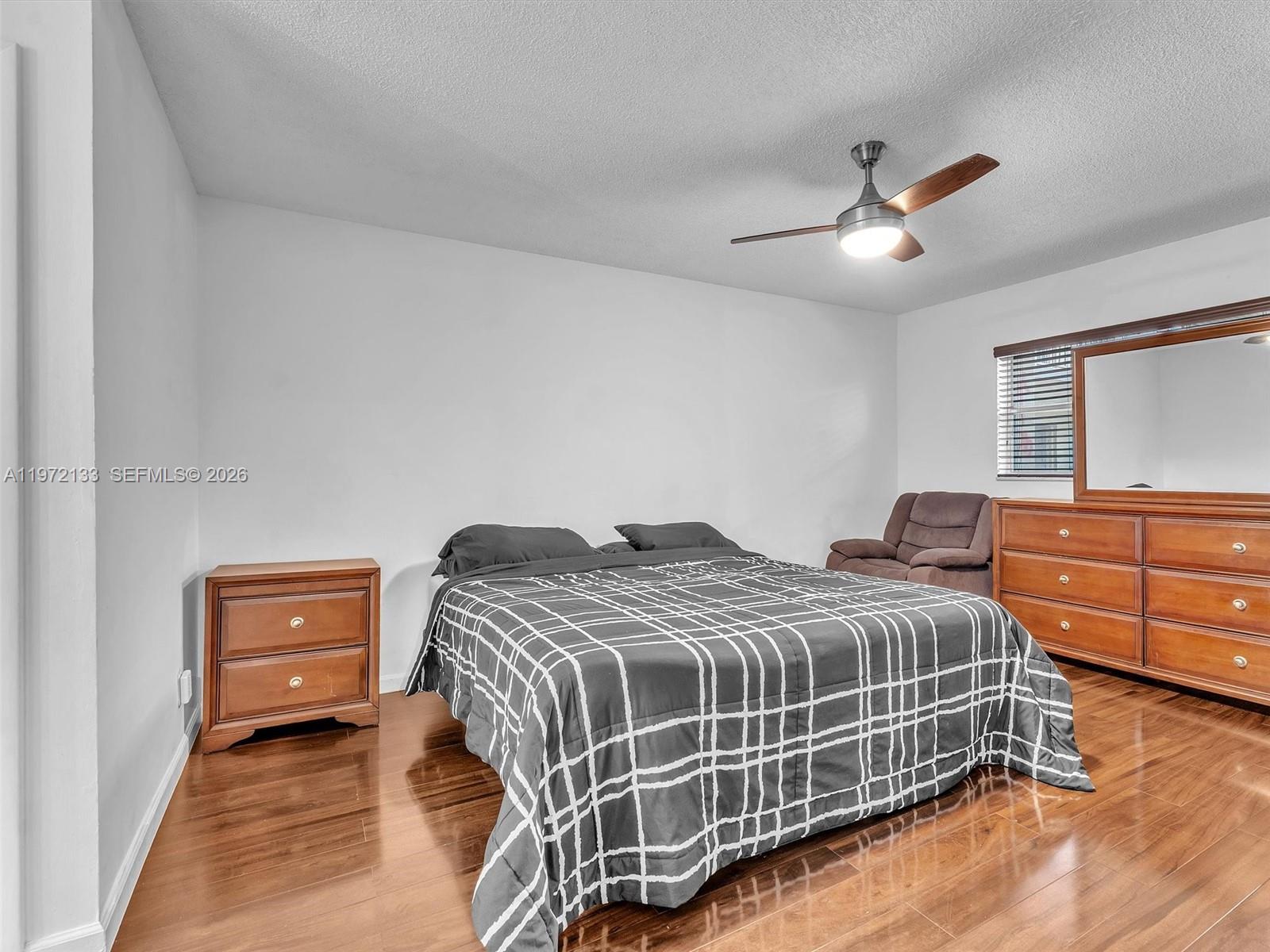 INVERRARY COUNTRY CLUB - Residential Lease