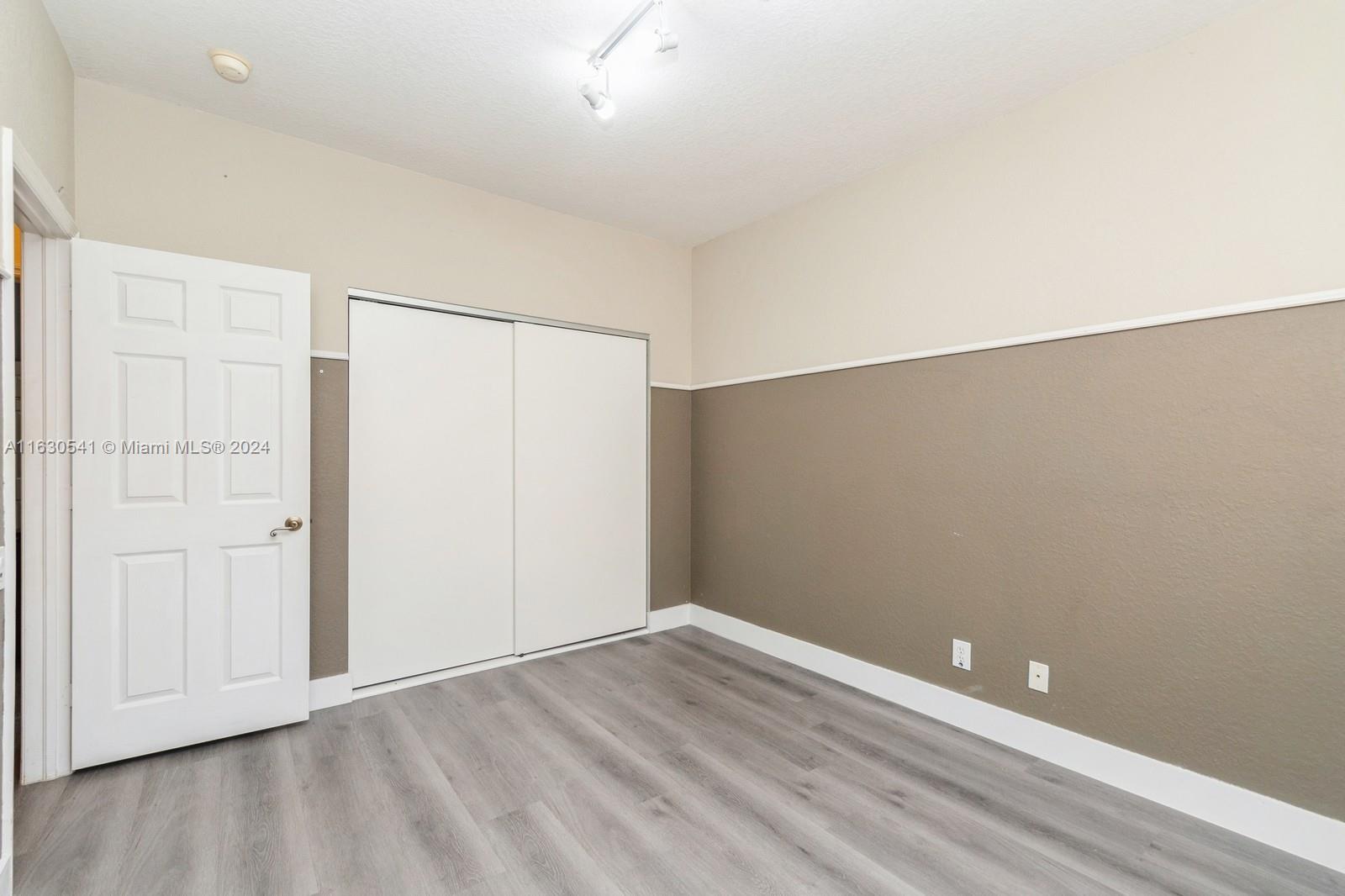 THREE ISLANDS 3RD SECTION - Residential Lease