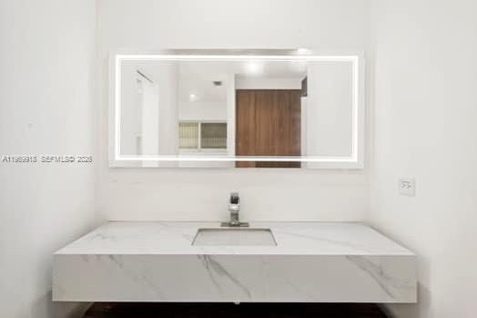 NORMANDY GOLF COURSE - Residential Lease