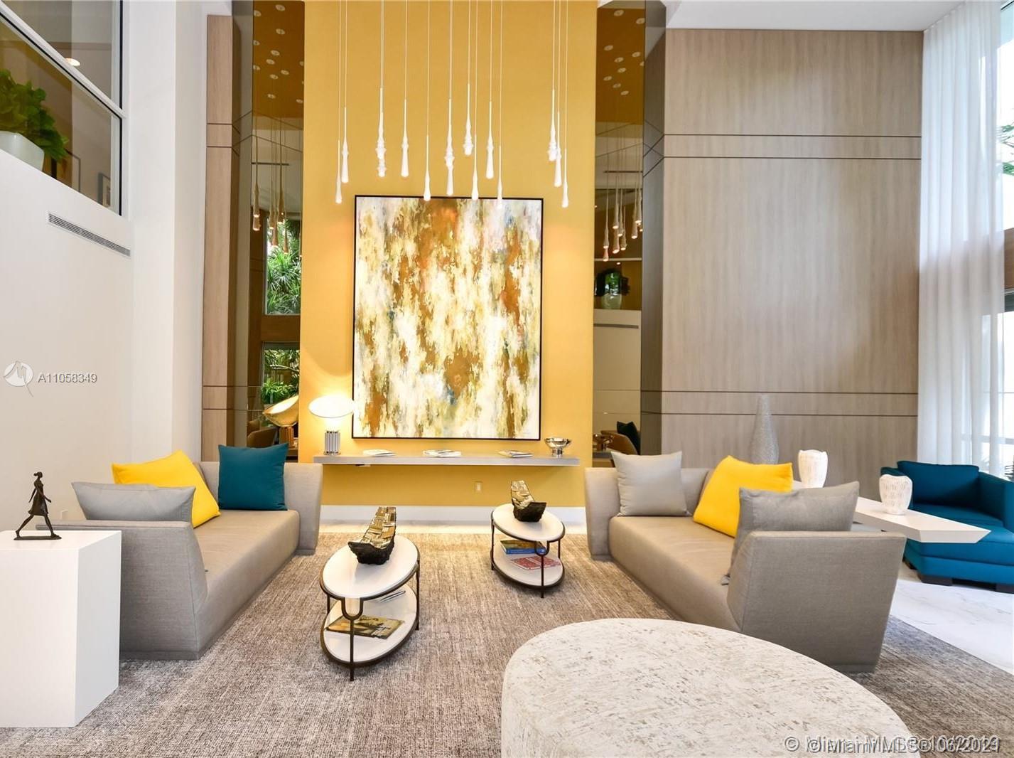 SOUTH TOWER AT THE POINT - Residential