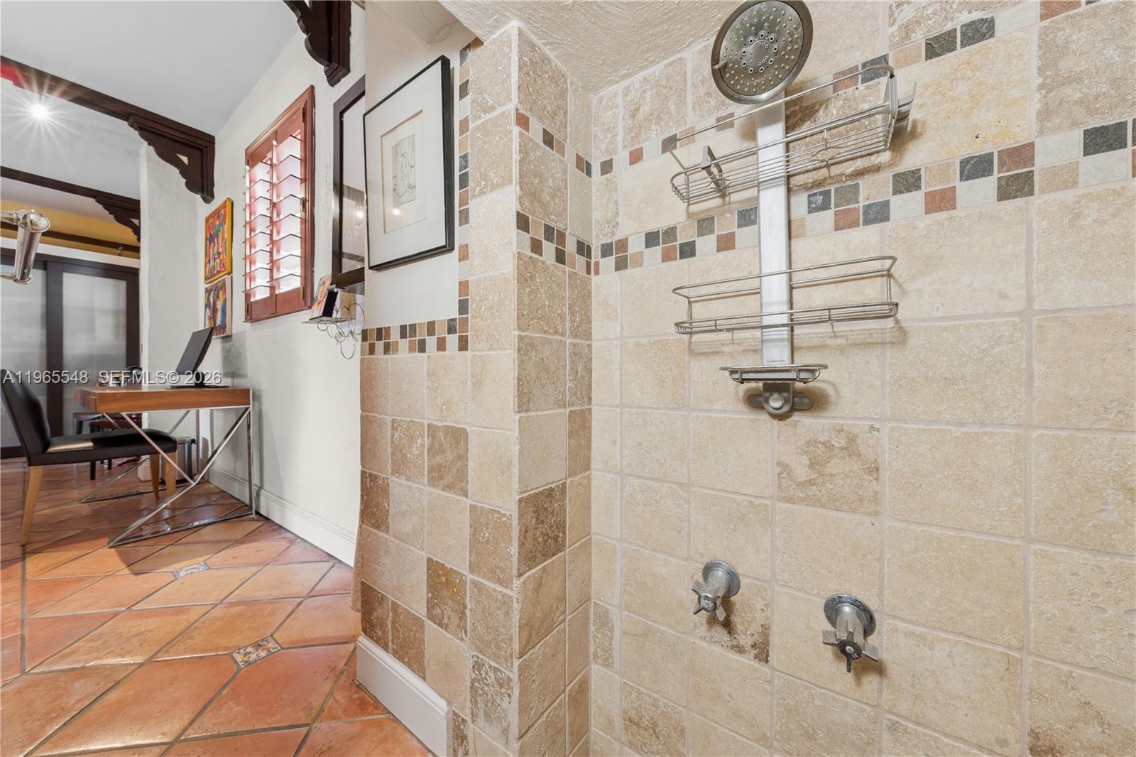 SURPRISE LAKE - Residential