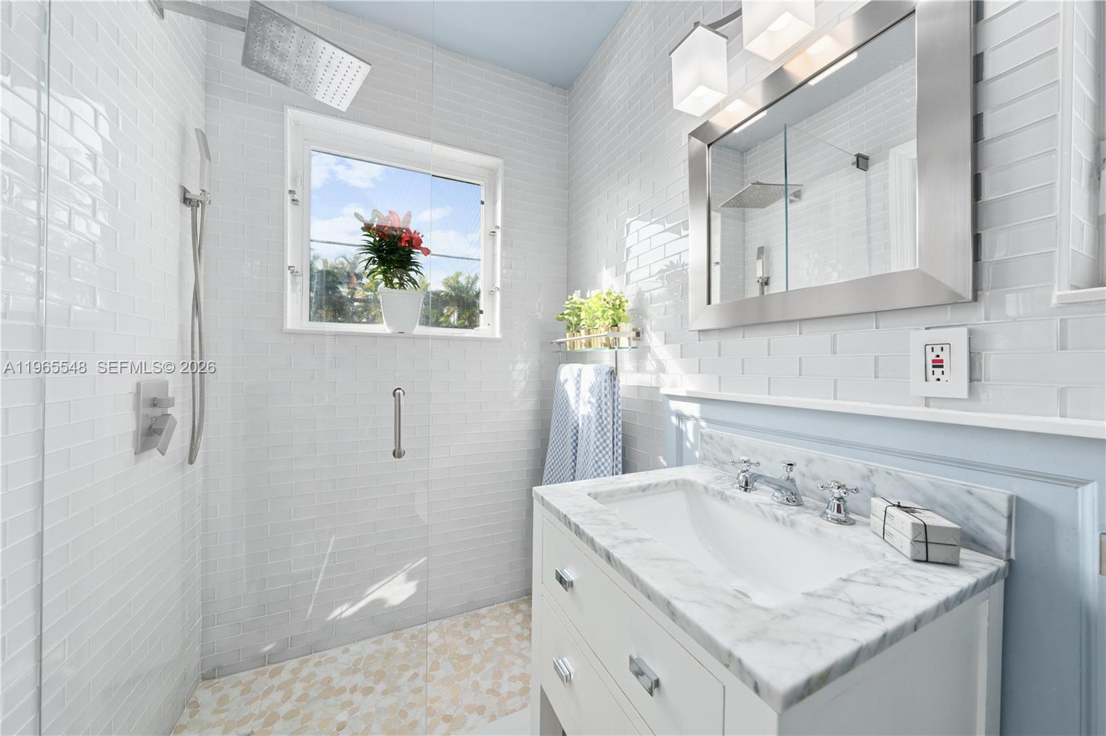 SURPRISE LAKE - Residential