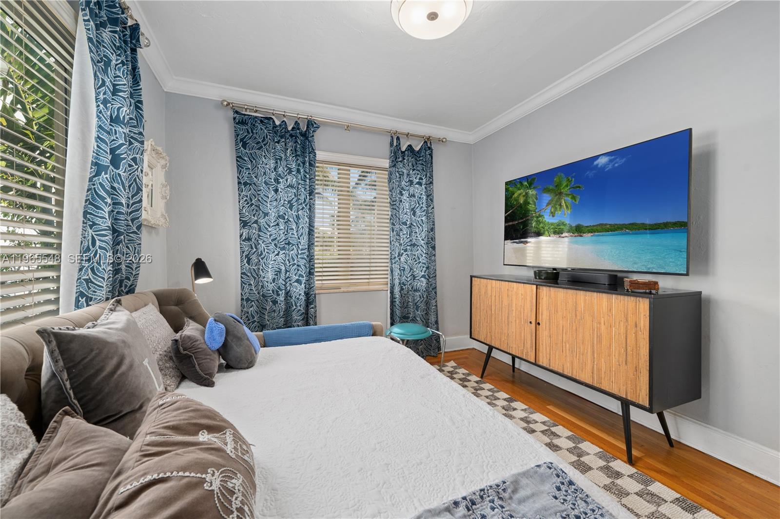 SURPRISE LAKE - Residential