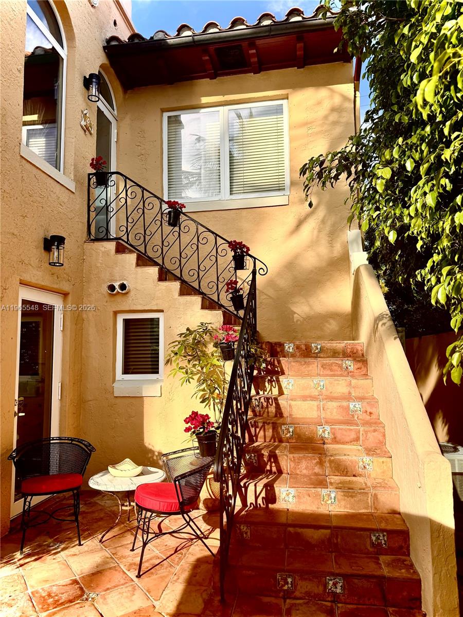 SURPRISE LAKE - Residential