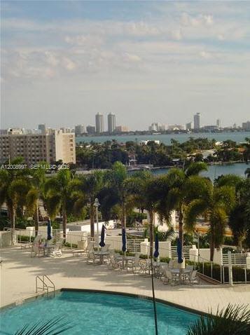360 CONDO A - Residential