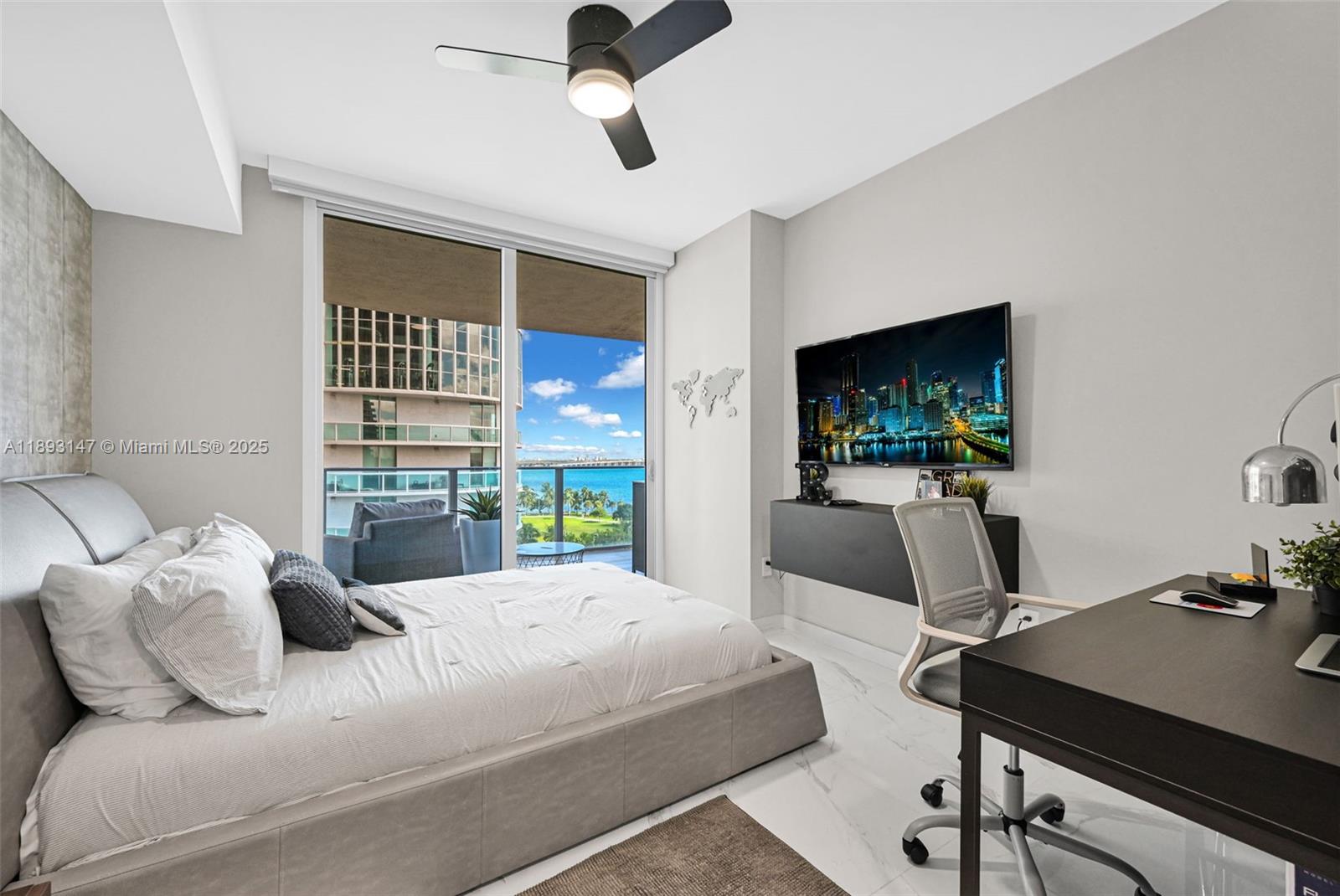 ARIA ON THE BAY CONDO - Residential Lease