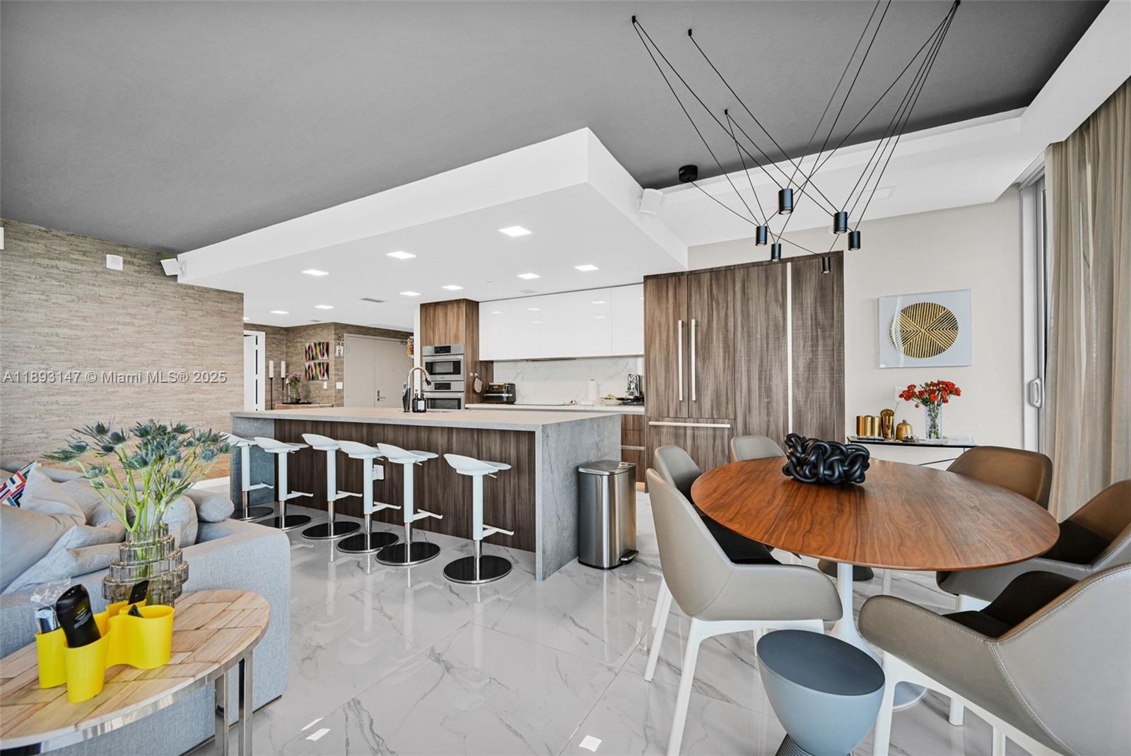 ARIA ON THE BAY CONDO - Residential Lease