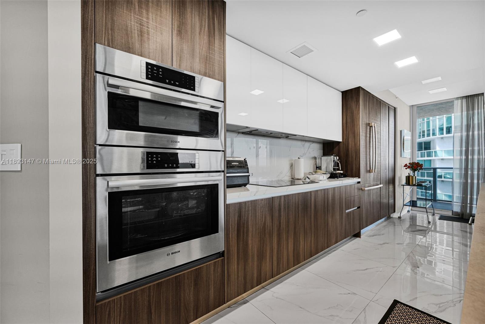 ARIA ON THE BAY CONDO - Residential Lease