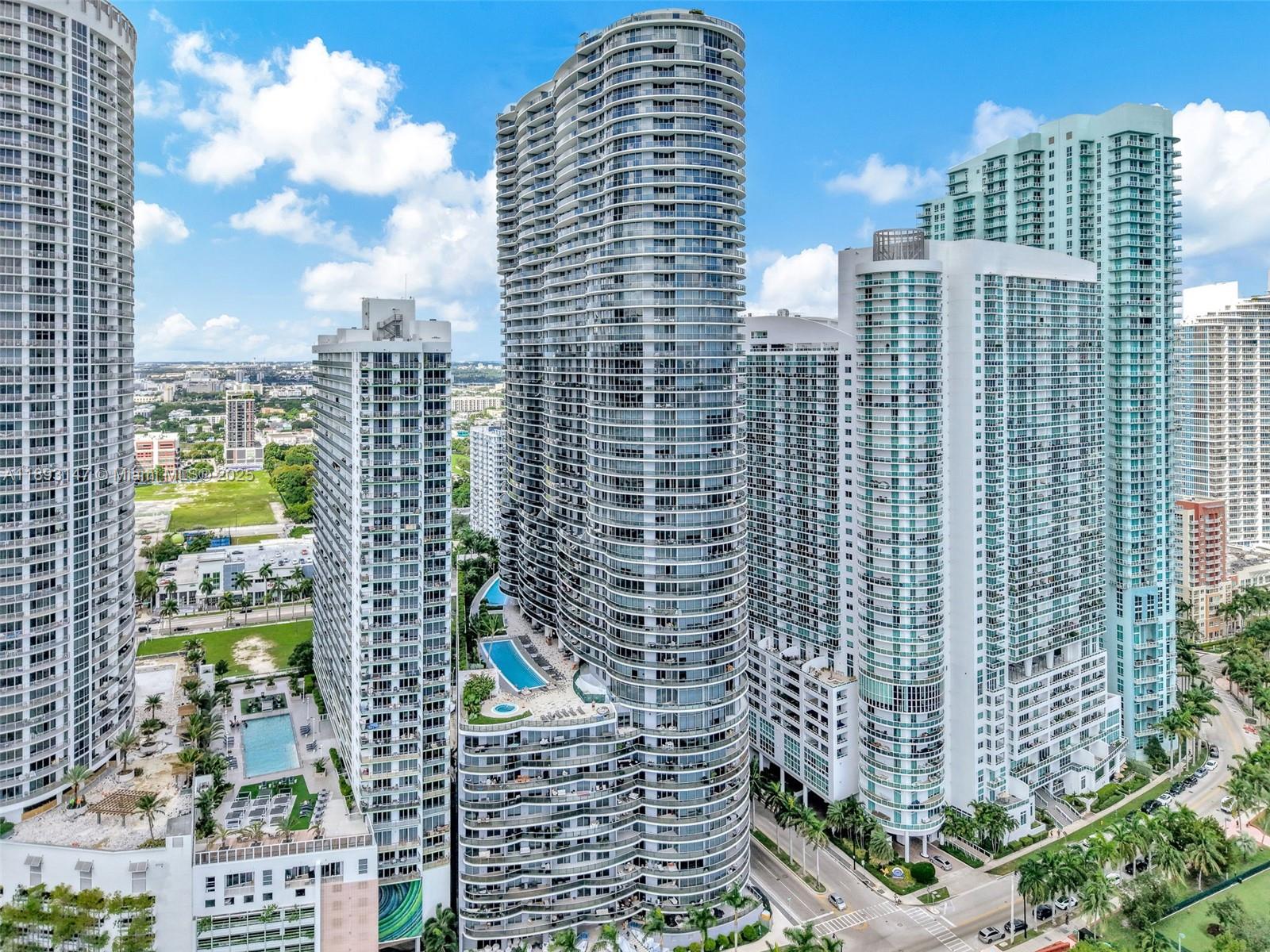 ARIA ON THE BAY CONDO - Residential Lease