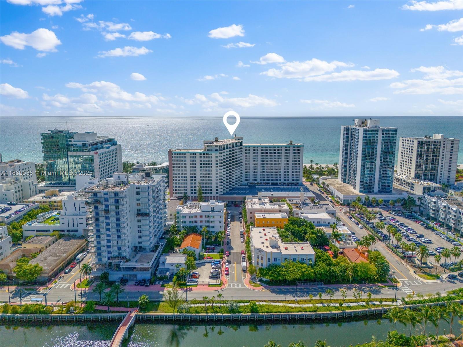 2899 Collins Ave 931