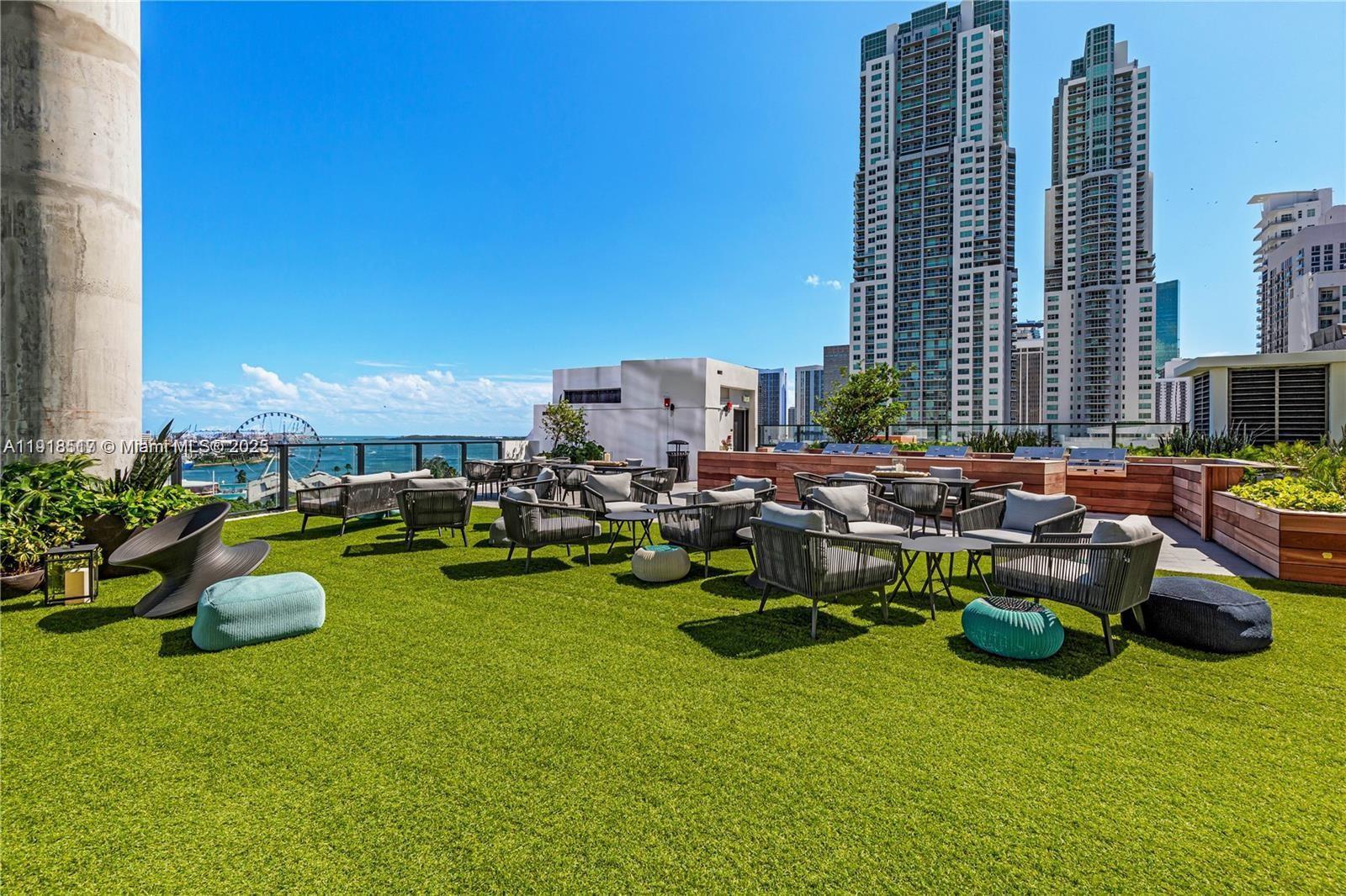 THE ELSER - Residential