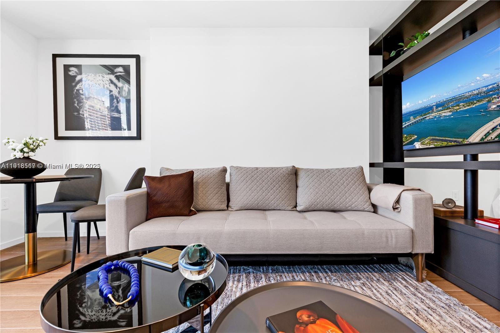 THE ELSER - Residential