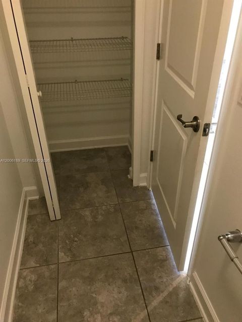 Tiny photo for 3348 Rodrick Cir, Orlando, FL 32824 (MLS # A12006189)