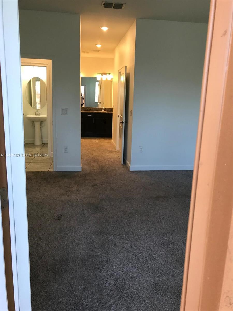 WYNDHAM LAKES ESTATES UNIT - Residential