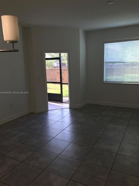 Tiny photo for 3348 Rodrick Cir, Orlando, FL 32824 (MLS # A12006189)