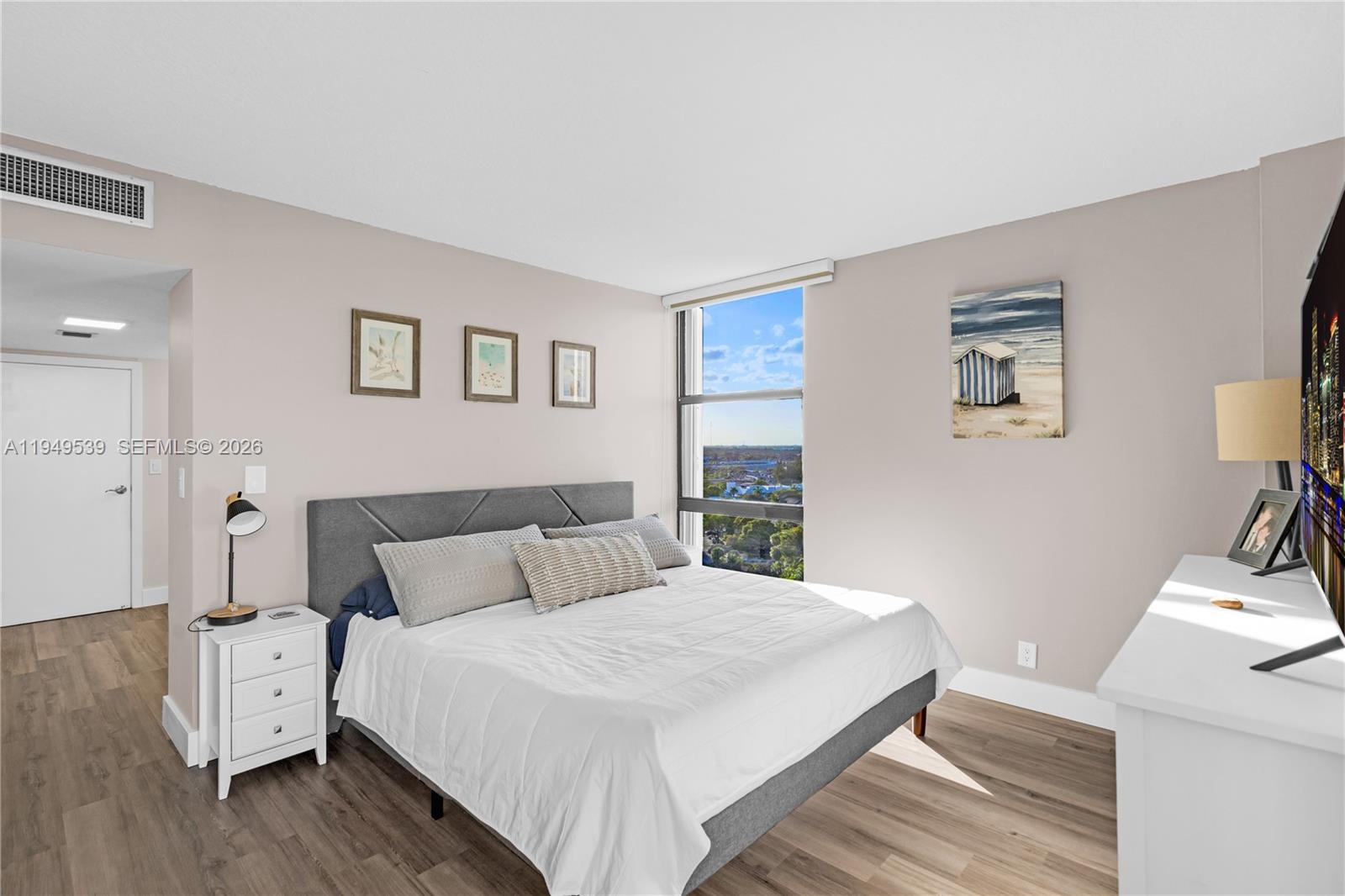 CORONADO CONDO- TOWER II - Residential