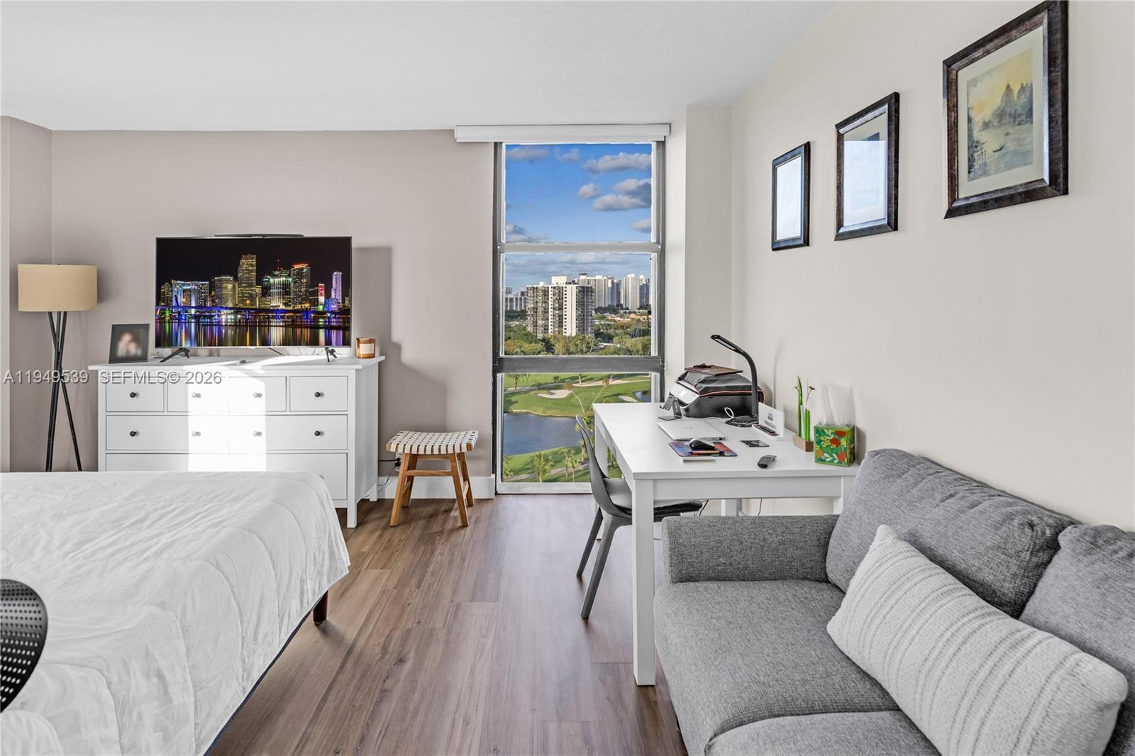 CORONADO CONDO- TOWER II - Residential