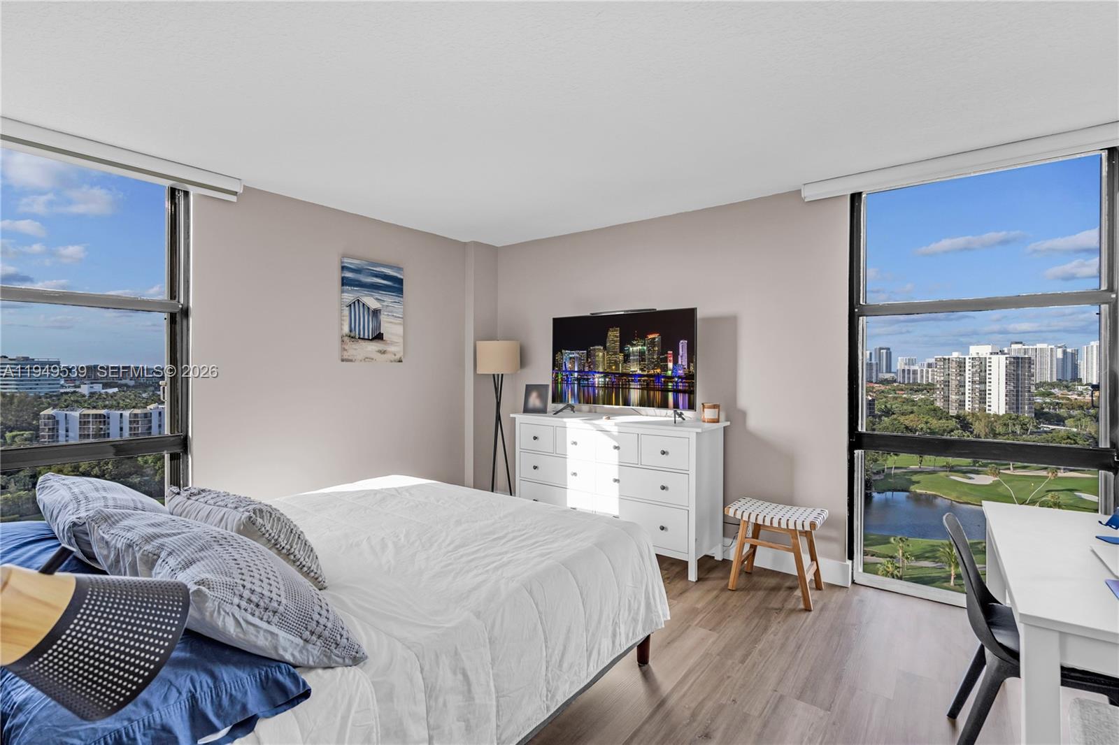 CORONADO CONDO- TOWER II - Residential