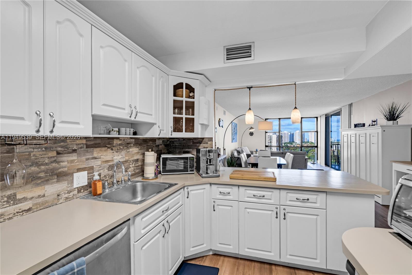 CORONADO CONDO- TOWER II - Residential