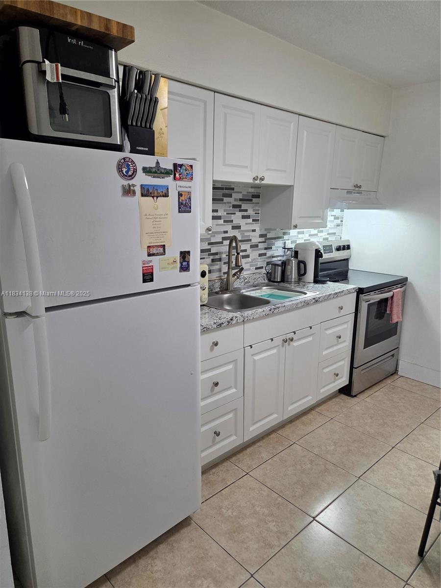 3970 NW 31st Ter 2