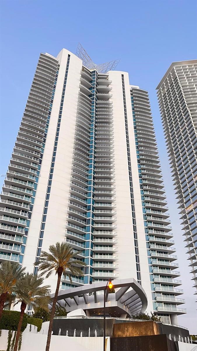 Rental Property at 17001 Collins Ave 2006, Sunny Isles Beach, Miami-Dade County, Florida - Bedrooms: 1 
Bathrooms: 2  - $5,750 MO.