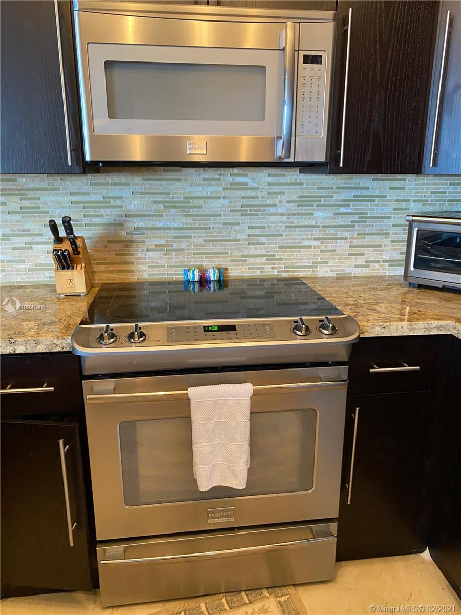 THE STERLING CONDO - Residential