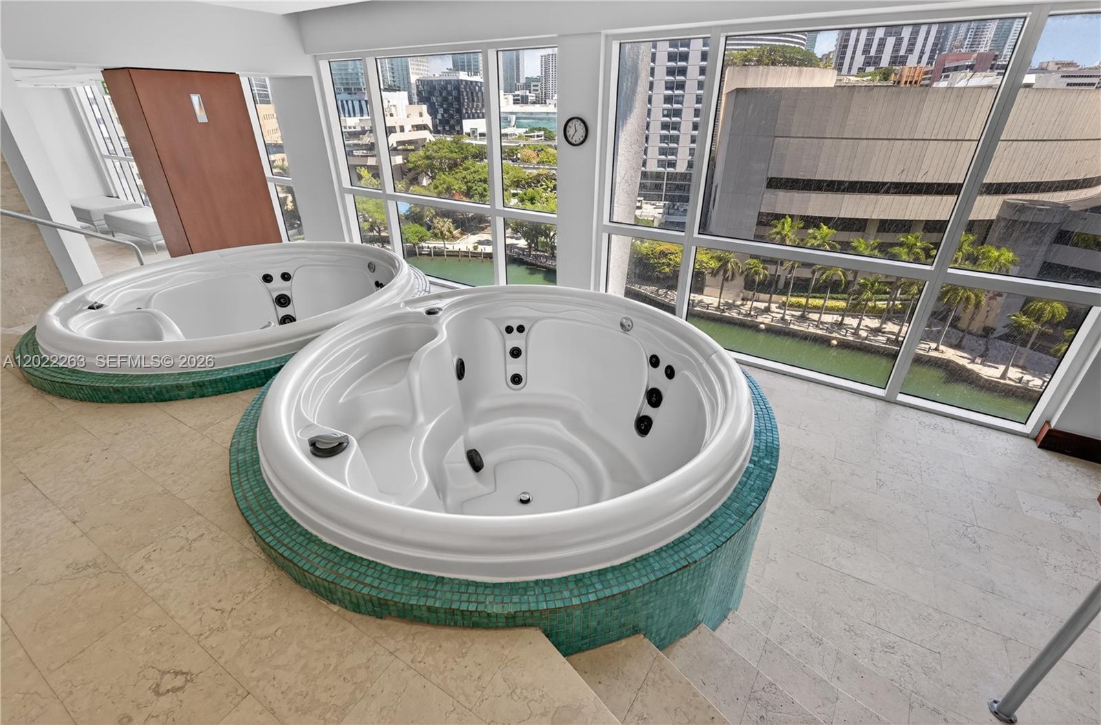 BRICKELL ON THE RIVER N T - Residential