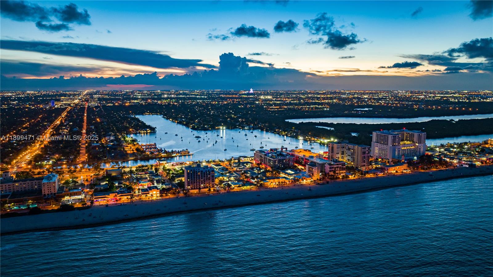 HOLLYWOOD BEACH - Residential