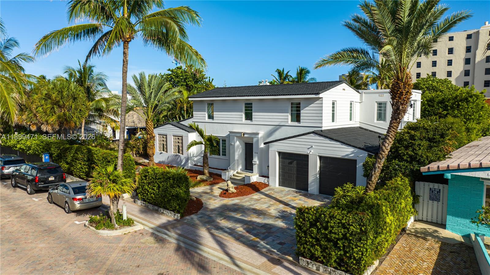 HOLLYWOOD BEACH - Residential