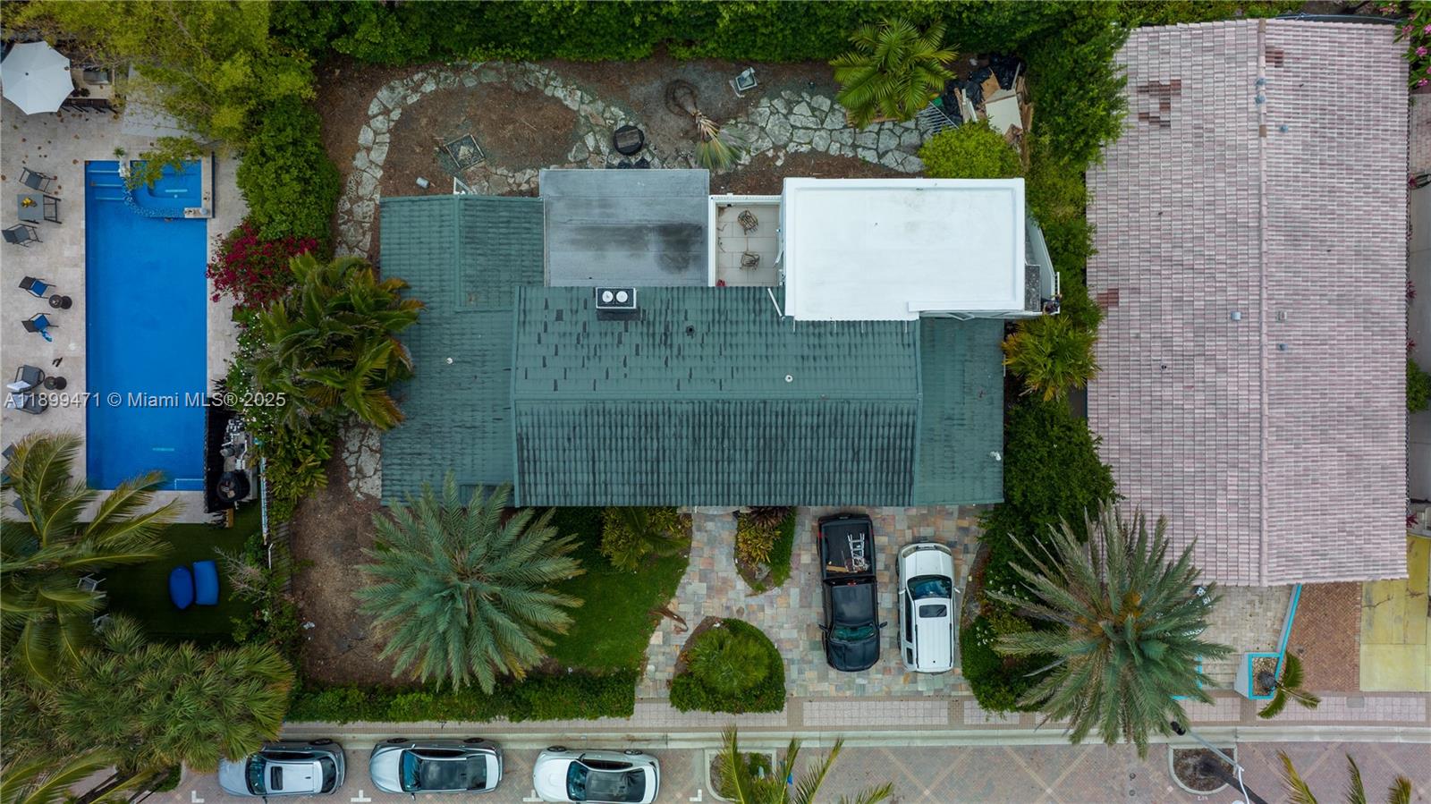 HOLLYWOOD BEACH - Residential