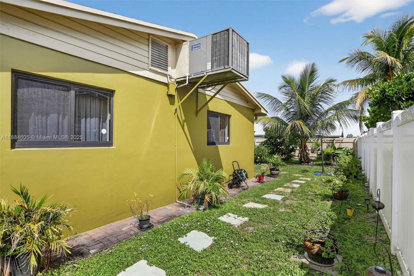 NORTH BROWARD HIGHLANDS S - Residential