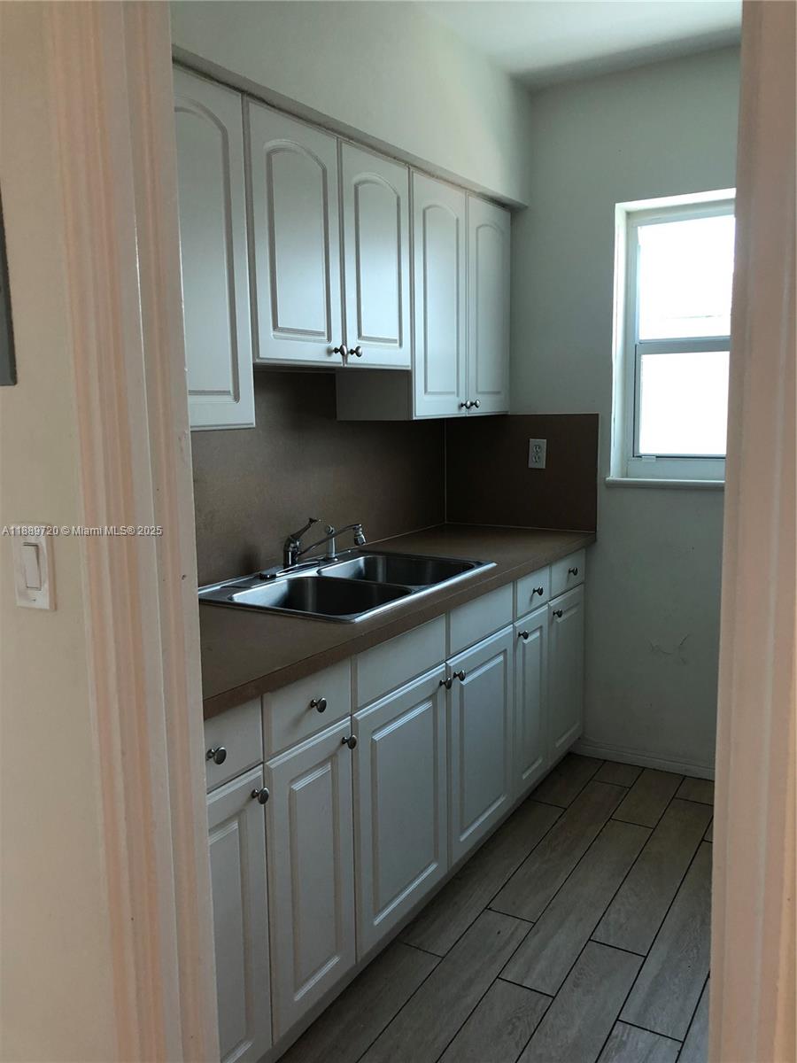 DEL RIO PARK - Residential Income