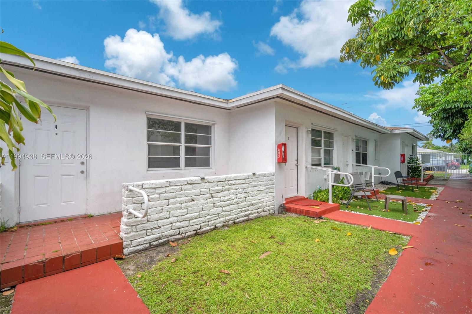 ISLE OF NORMANDY MIAMI VI - Residential Lease