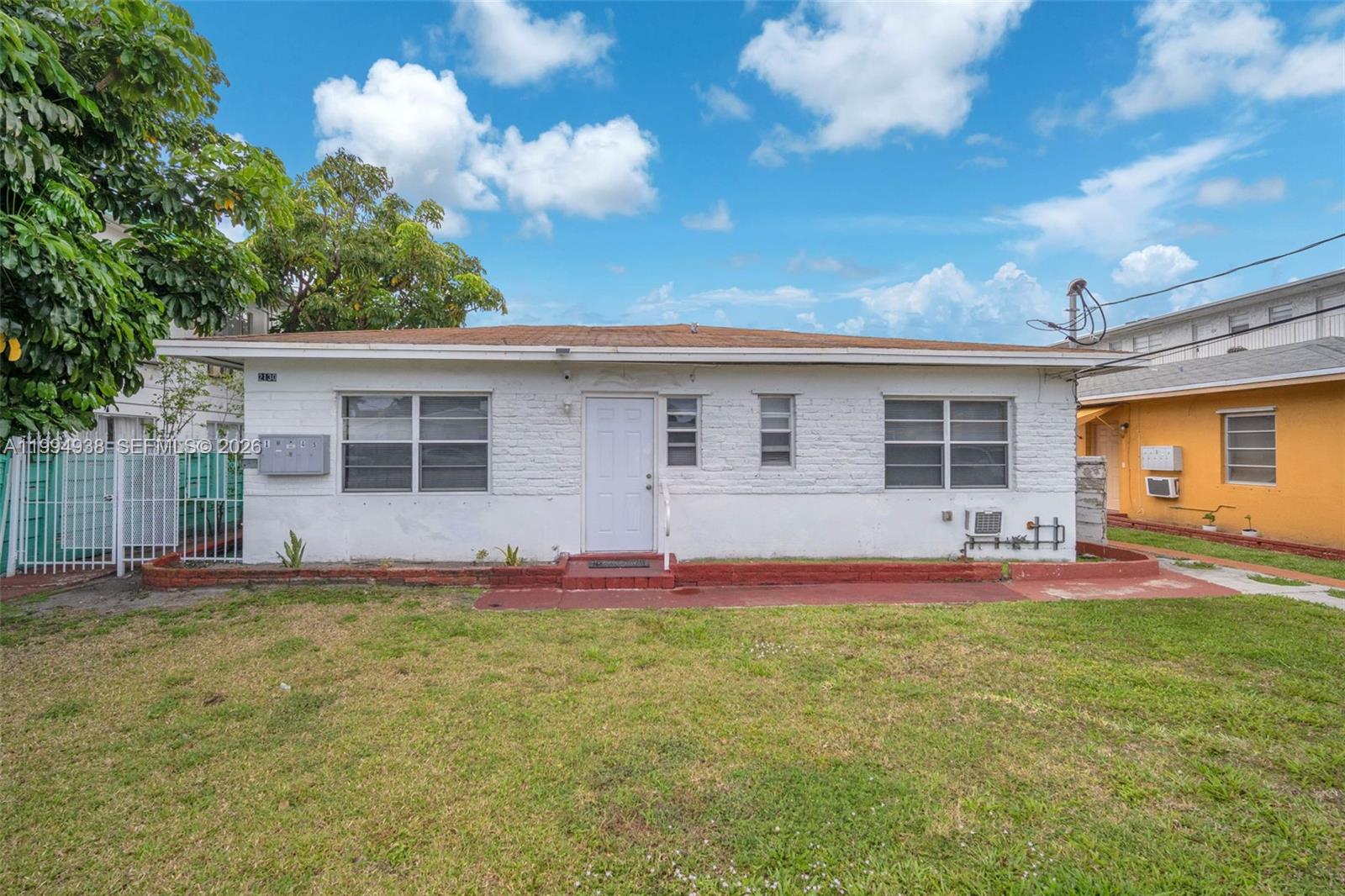 ISLE OF NORMANDY MIAMI VI - Residential Lease